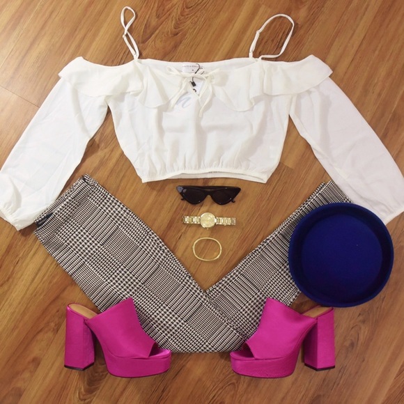 Haute & Rebellious Tops - WHITE RUFFLE CROP TOP